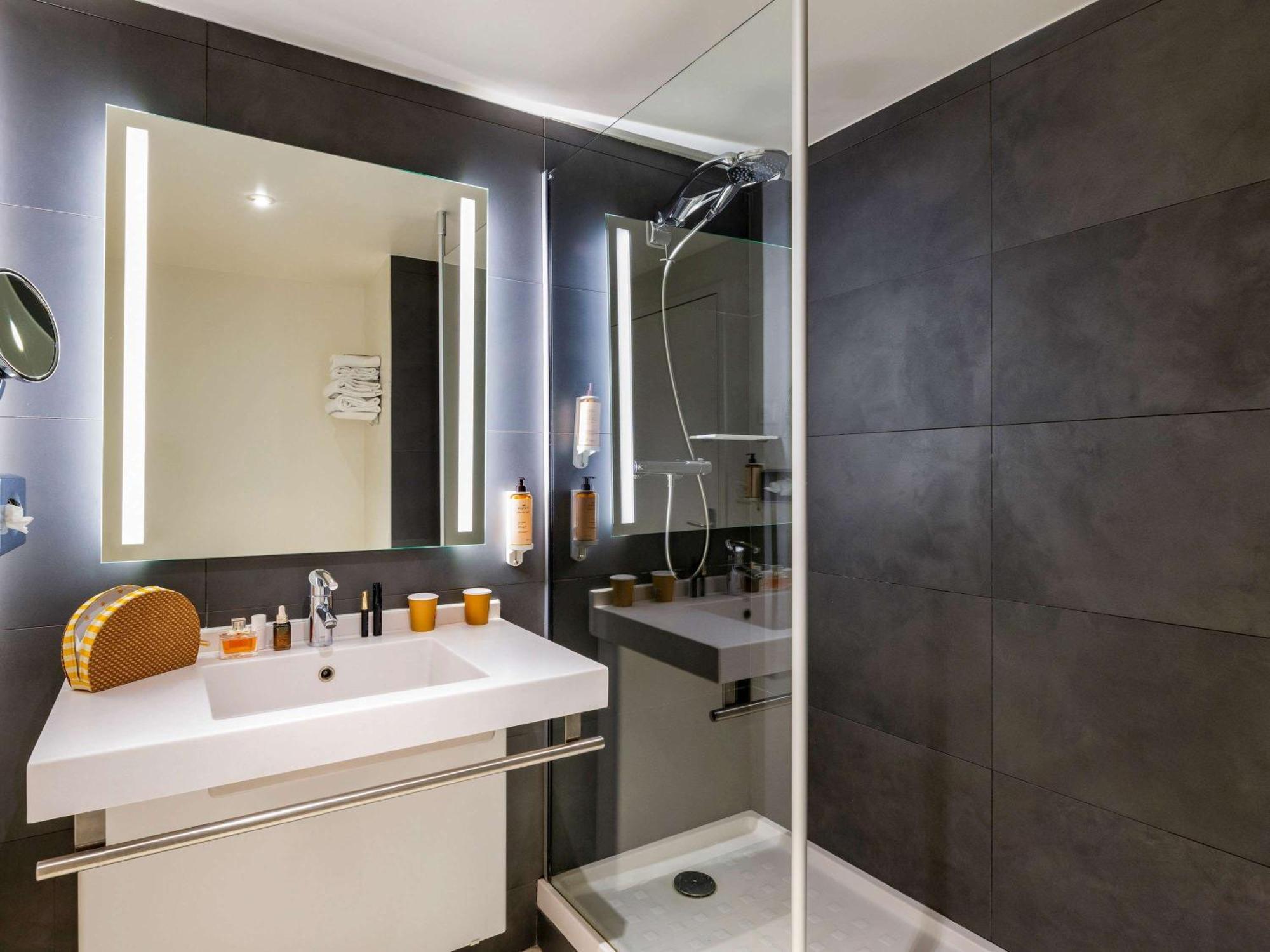 Hotel Mercure Lyon Centre Lumiere Zewnętrze zdjęcie