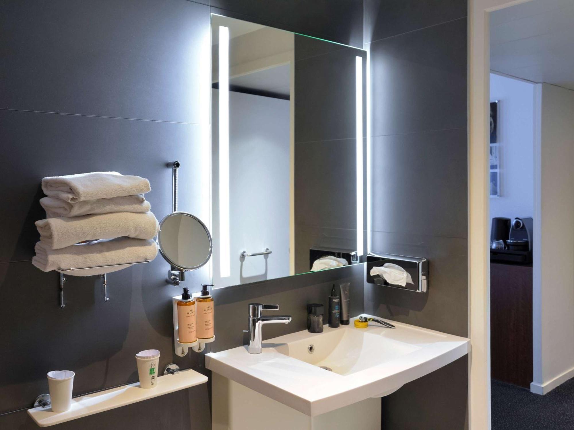 Hotel Mercure Lyon Centre Lumiere Zewnętrze zdjęcie