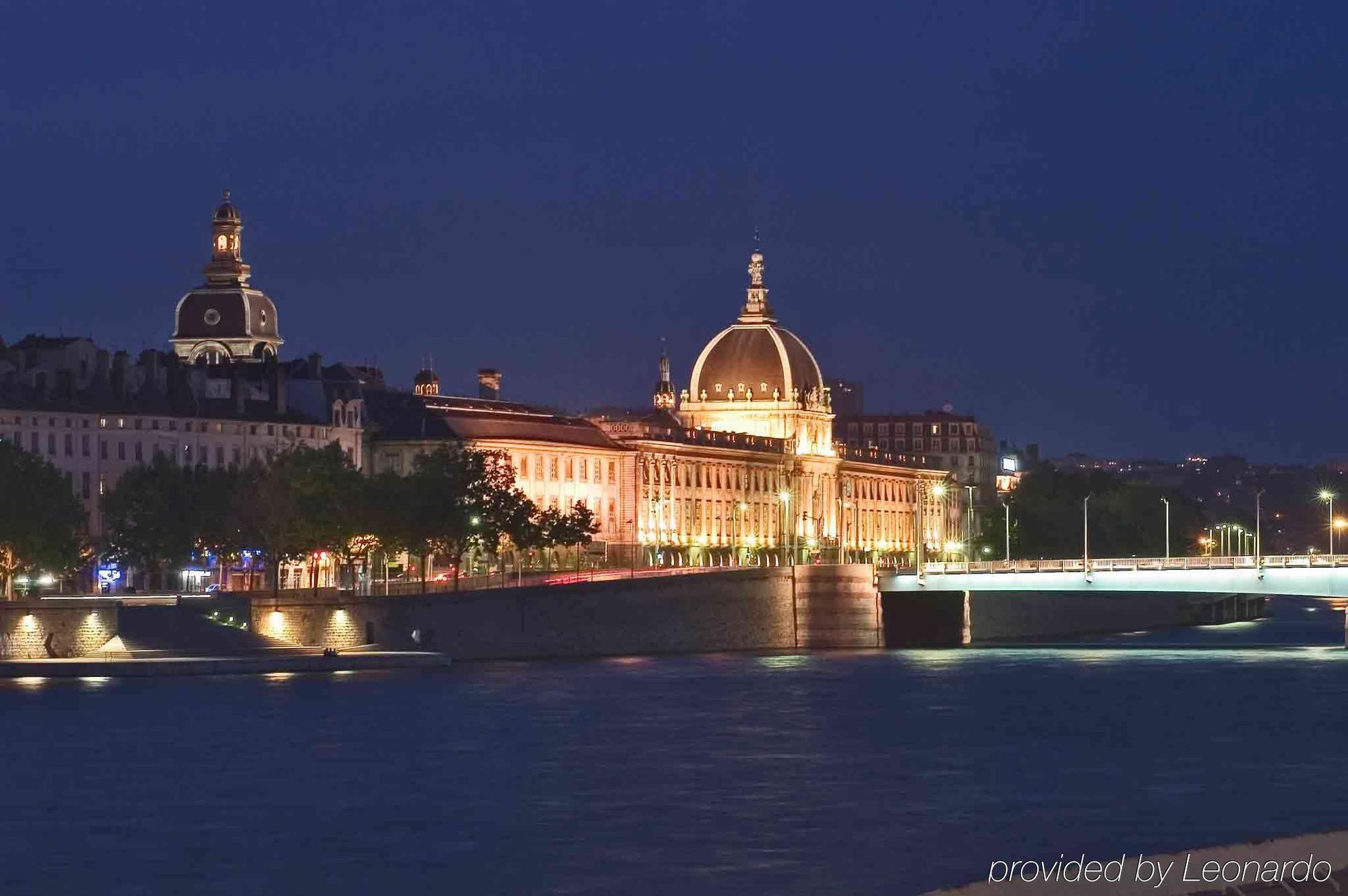 Hotel Mercure Lyon Centre Lumiere Zewnętrze zdjęcie